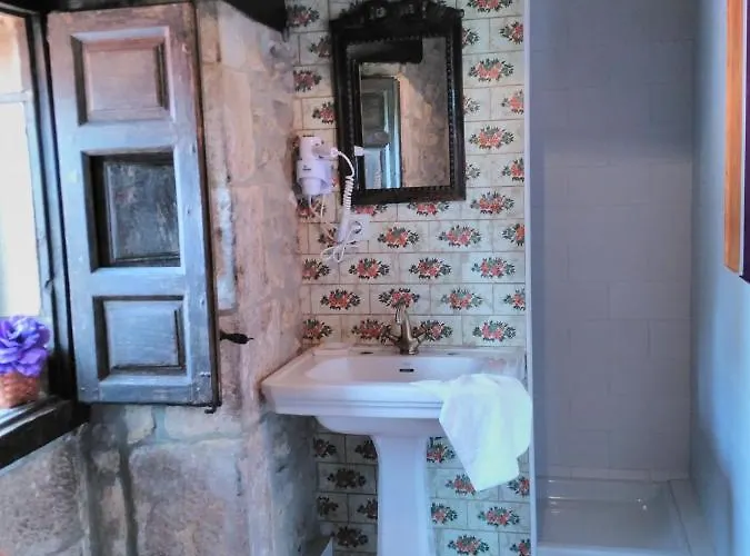 Casona Camino De Hoz * Anero