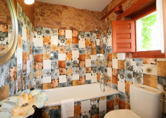 Casona Camino De Hoz * Anero